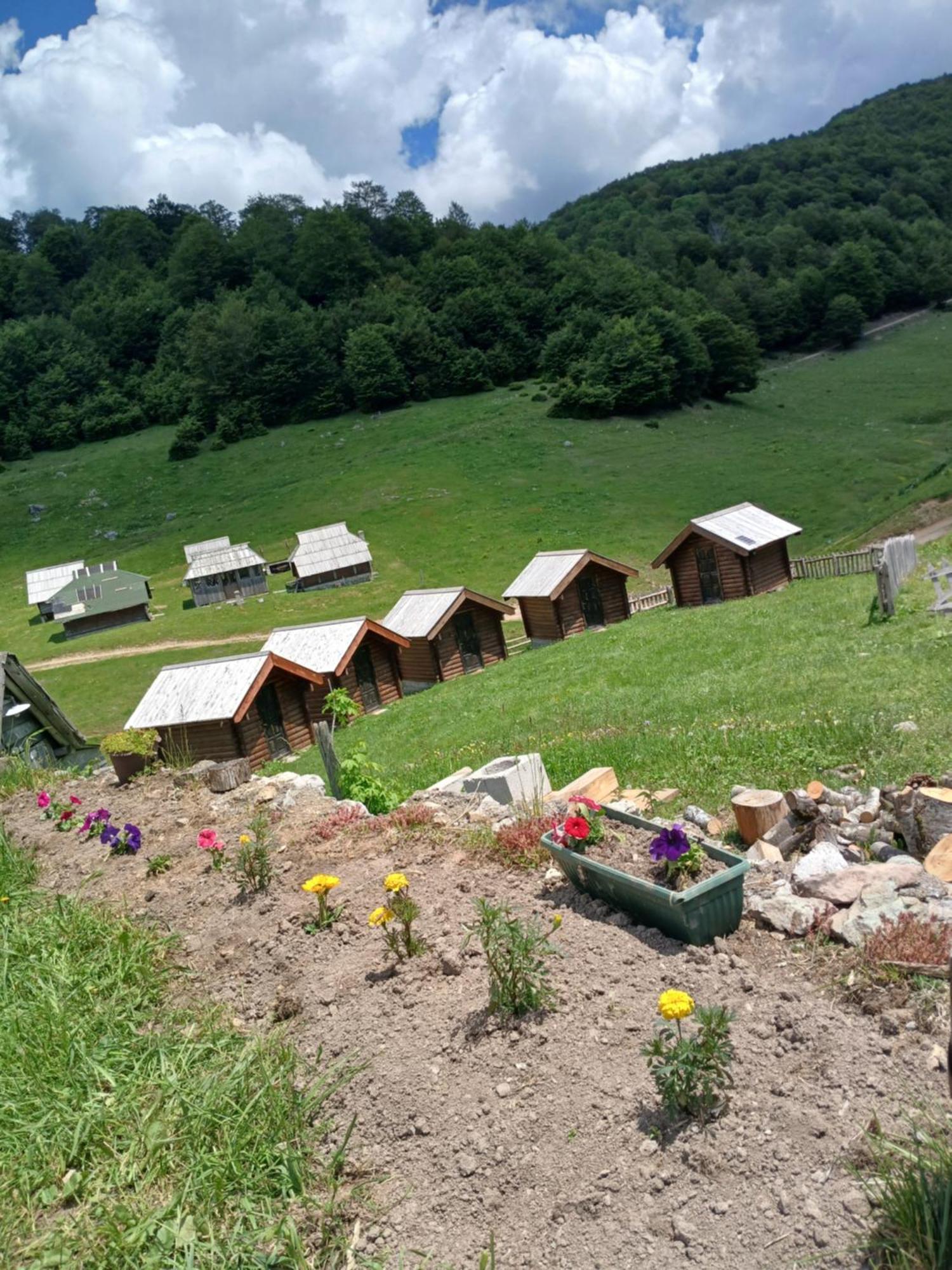 Eco Village Goles Kolašin Buitenkant foto